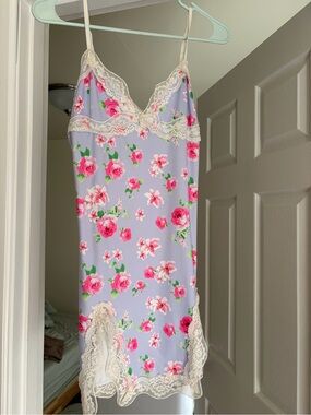 SHEIN Lavender Floral Lace-Trim Chemise with Pink Roses